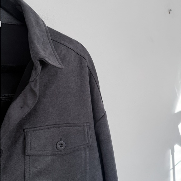 ARDENE Relaxed Fit Vegan Microsuede Shirt - Picture 3 of 11